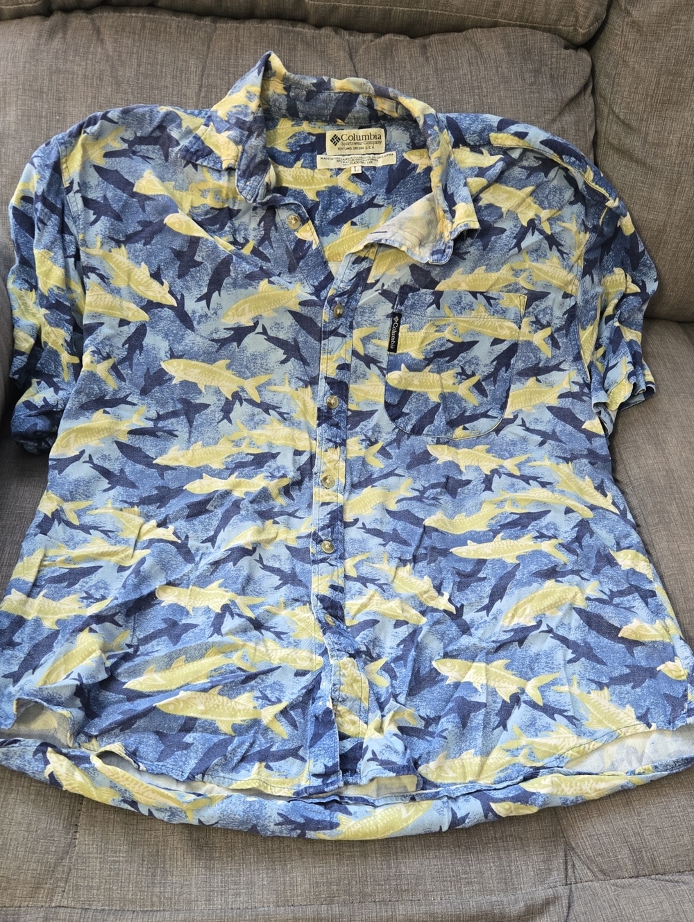 Columbia Men’s Blue and Yellow Short Sleeve Fish Print Button-Down Shirt